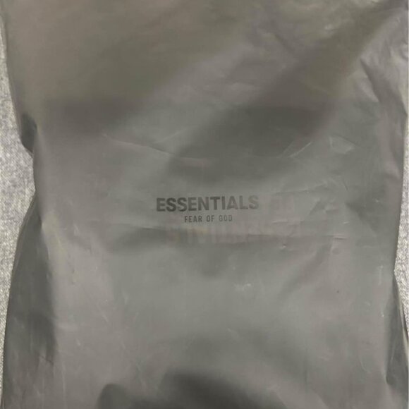 Fear Of God Essentials Sweat Shirt - Picture 1 of 5